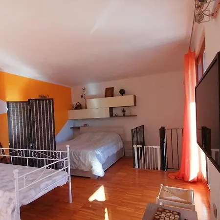 Apartment Ulivi On The Dongo