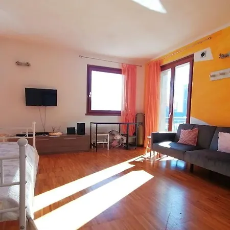 Ulivi On The Apartment *